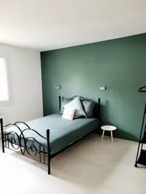 Pleasant house in a good location. - Image 3