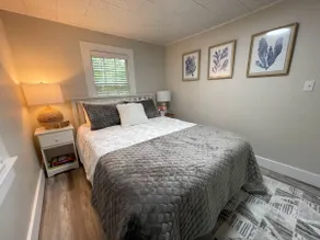 Spacious 1 Bedroom Close to Everything 4 - Image 3