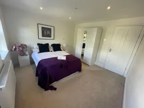 Light and Modern 2BR 1.5BA, newly refurbished! - Image 3
