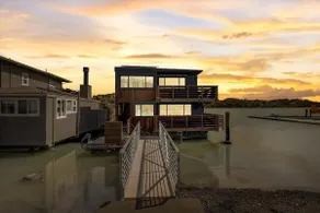 Floating condo 'A' on Sausalito's Richardson Bay. - Image 2