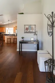 Brand New/Self Check-In/Smart TV/Full Kitchen - Image 3