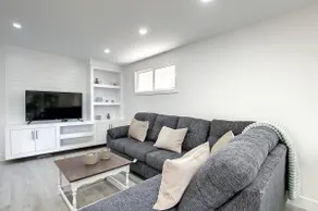 Tirana in Glenbrook Close to Downtown - Image 4