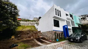 Mountain View Shelter and Mexican Art - Image 2