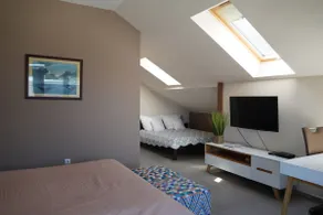 Spacious studio apartment in Jawiszowice - Image 2