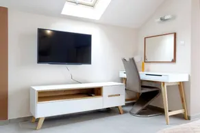Spacious studio apartment in Jawiszowice - Image 3