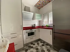 Central and cozy apartment in Seville - Image 2