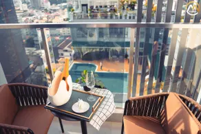 Brand New 1-Bed Studio Infinity Pool Down to $24/N - Image 4