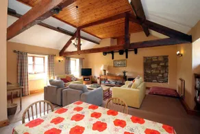 The Granary - Peaceful 3 Bed Apartment - Image 5
