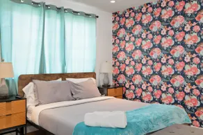 ★GRATYFYING ABODE 3B2B WITH QUEEN BEDS★ - Image 3