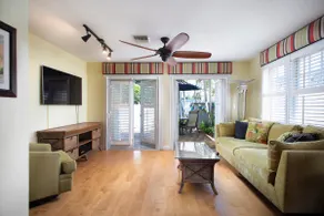 Beach Paradise in the Keys! Location! Location! 2 Blocks to Duval St - Image 3