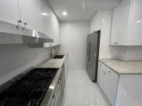 Brand New 3 Bedroom 2 Bath with Laundry. Awesome! - Image 5