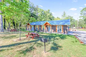 Family friendly lodge by the lake, 2 bed/1 bath. - Image 2