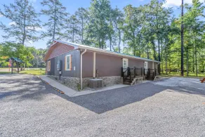 Family friendly lodge by the lake, 2 bed/1 bath. - Image 3