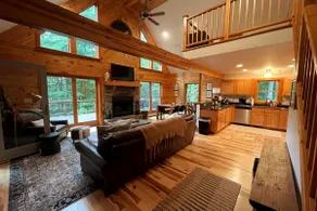 Private and Cozy Lake Wallenpaupack Retreat - Image 5