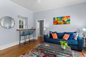 Cozy 1 bed heart of downtown with balcony - Image 2