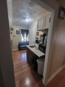 Lovely 3rd fl 2bed min for downtown Hartford - Image 5