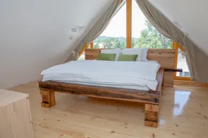 Little house for Big Holliday w/pool,sauna, hottub - Image 4