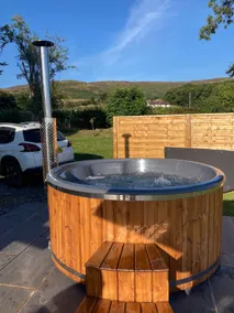 Vale View Glamping (Hot Tub) - Image 2