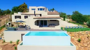 Luxury Villa in Olhão · Infinity Pool · Sea Views - Image 5
