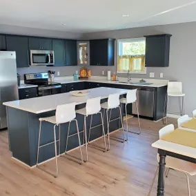 Private Retreat: A Modern Beach Bungalow for 2-8 - Image 3