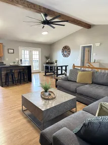 Ridgeline Retreat: Cozy Home with Amazing Mountain Views! Pet Friendly - Image 3