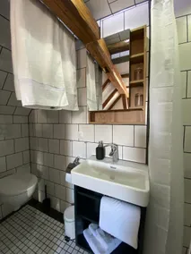 Family room with bunk beds - Image 5