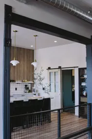 Spacious Luxury Apt. Chippewa Historic District - Image 2