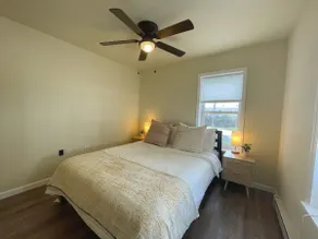 2BR Luxe Suite • Near hospital, lake, and downtown - Image 5