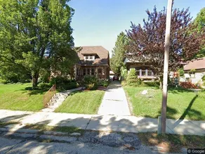 Charming Bungalow Unit Just North of Downtown Milw - Image 3