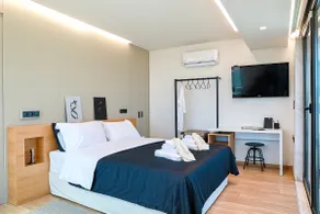 The First Key Luxury & small apartment in the center of Xanthi - Image 4