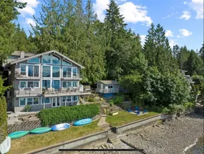 Beachfront, ceiling-to-floor view for all bedrooms - Image 2