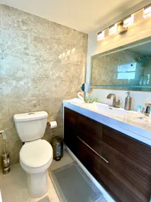 Modern Waterfront House - Image 3
