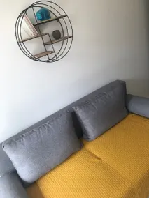 Equipped apartment, terrace and garden - Image 2