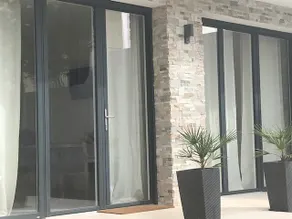 Equipped apartment, terrace and garden - Image 3