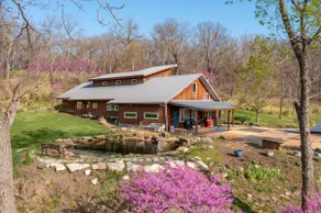 Luxury Hilltop Stay: Pool, Trails, Sunset Views - Image 3