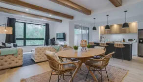 Hotel at home - The meeting place! - Image 5