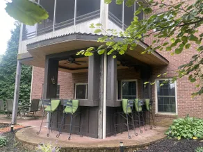 Large Home with Entertainment Options Galore - Image 4
