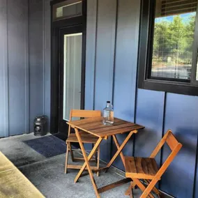 Luxury Guesthouse Retreat w/ Hot tub, Sauna, Views - Image 4