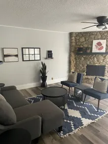 5 Bedroom in South Tulsa- Great for Large Families - Image 2