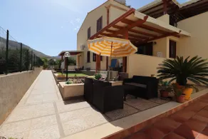 double bedroom with mountain view - Image 2