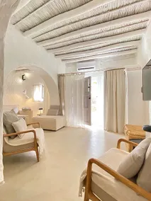 Renovated house in the historic center - Image 5