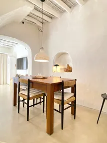 Renovated house in the historic center - Image 4