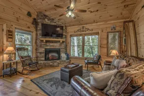 Relaxing Getaway! Cozy Log Cabin, Hot Tub + Firepit - Image 4