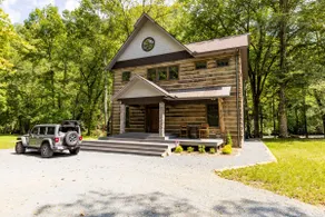 Cabin on Nantahala River with Hot tub - Image 5