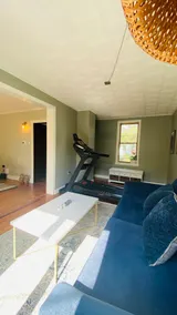 Whole house close to campus - Image 3