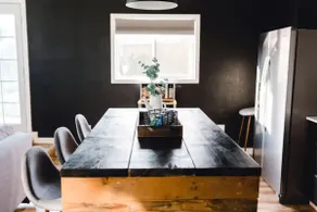 The Industria - Private Apt. with full kitchen - Image 3