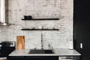 The Industria - Private Apt. with full kitchen - Image 5
