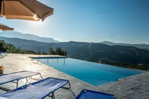 Modern Private Villa with Infinity Pool - Image 2