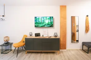 Chic Studio | 1 Min to HBF - Image 5