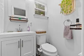 Private 1 Bed Apt - Historic Olde Towne Portsmouth - Image 5